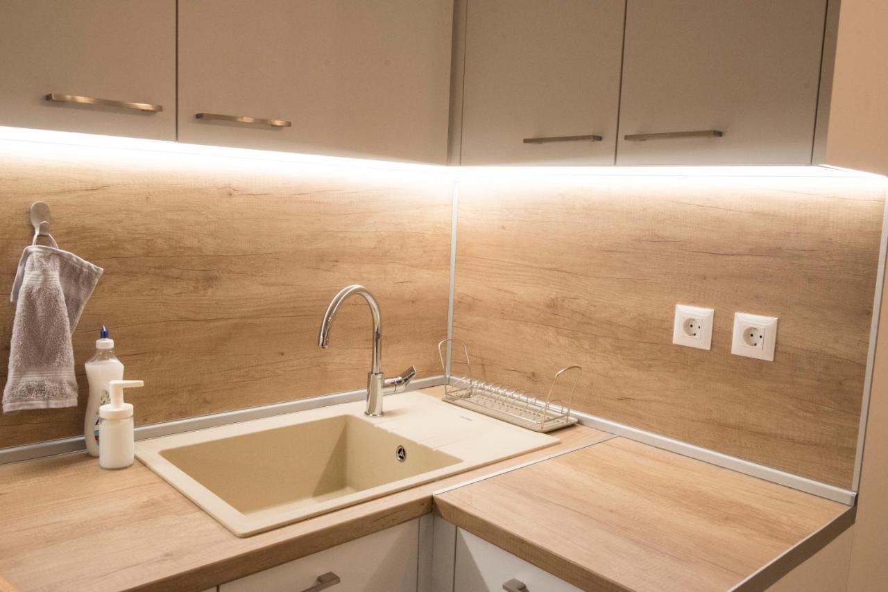 Top Center Designer Studio Apartment โซเฟีย ภายนอก รูปภาพ